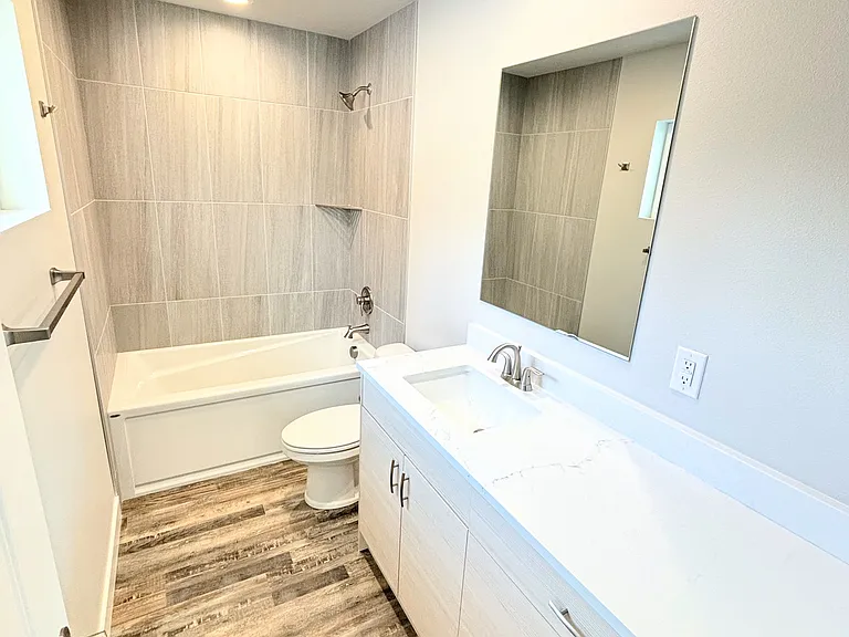 1301 Oren Ave — Photo 5