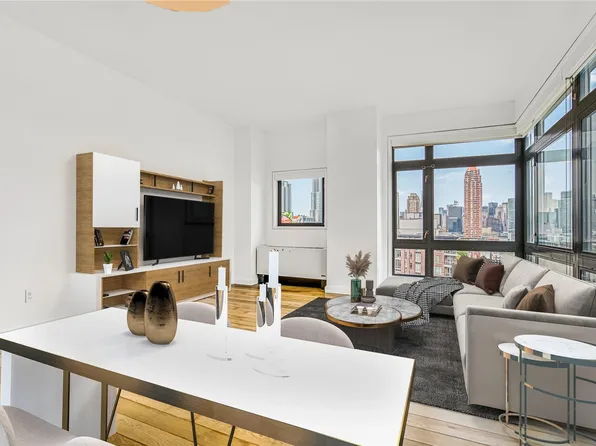 11-02 49th Avenue #9C, Long Island City, NY 11101