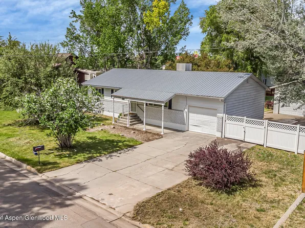 558 Steele St, Craig, CO 81625