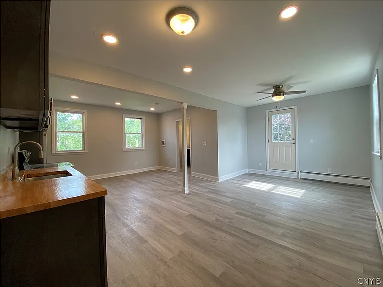 123 Barlow St #2 — Photo 4