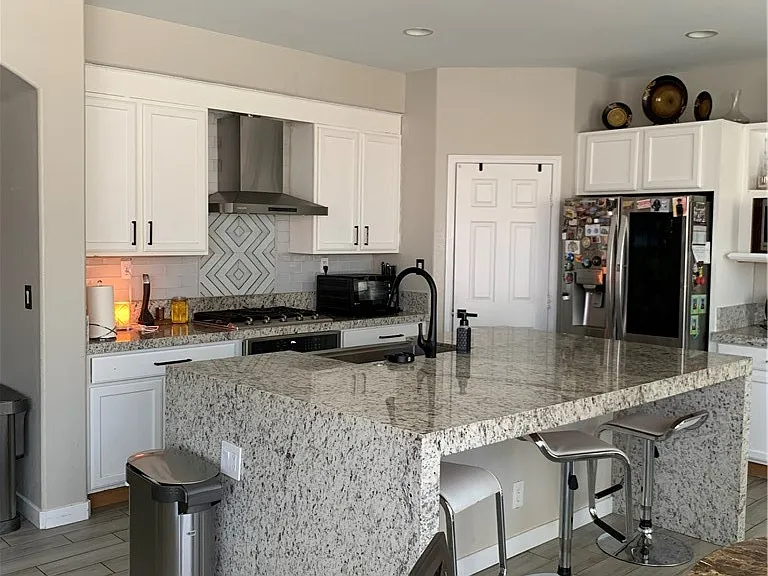 6616 Black Oaks St — Photo 11