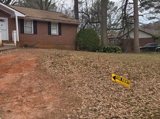 2619 Kelly Lake Rd, Decatur, GA 30032