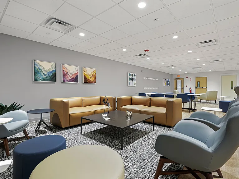 Stony Brook Commons — Photo 28