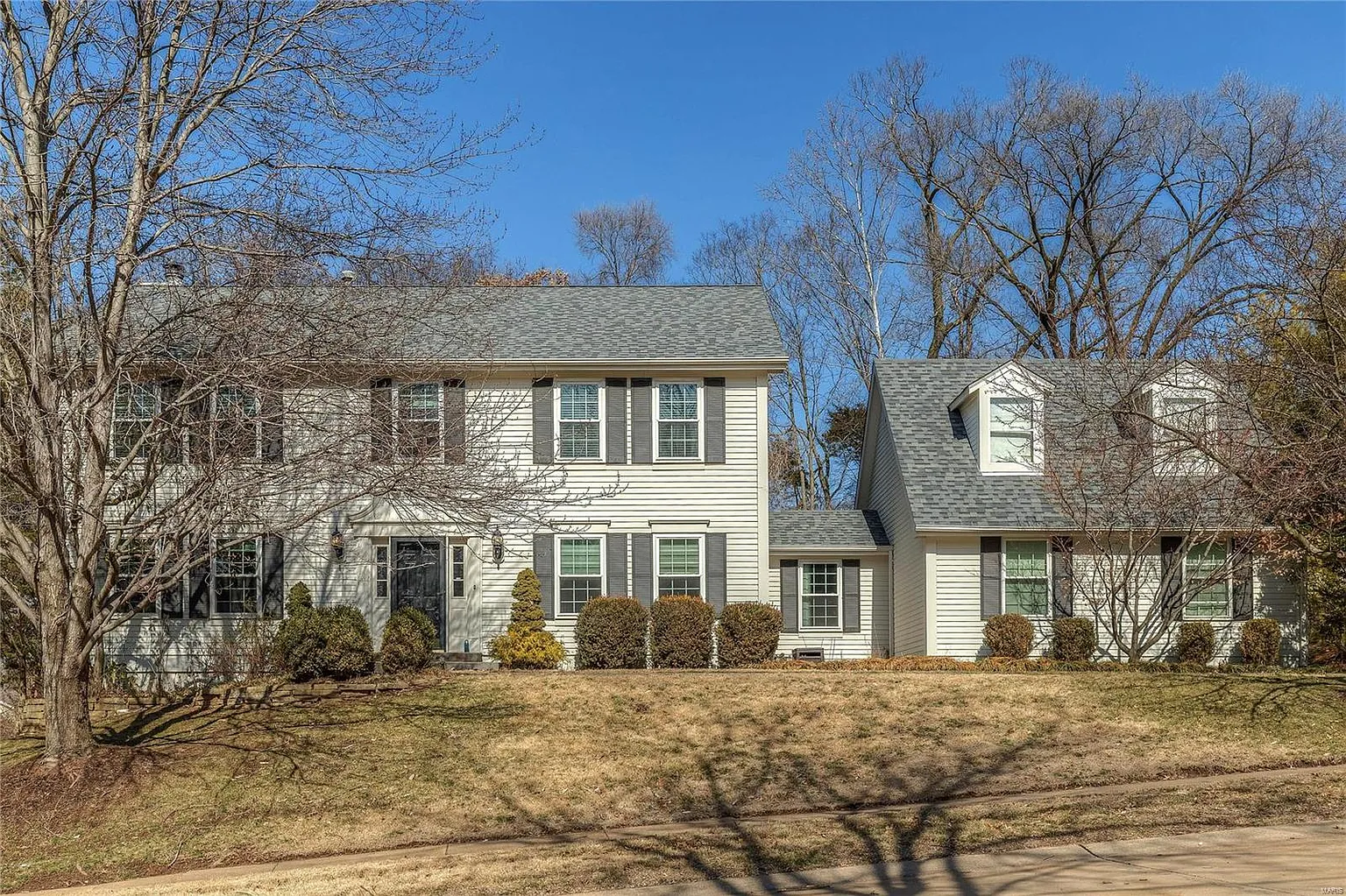 456 Hunters Hill Dr photo 1