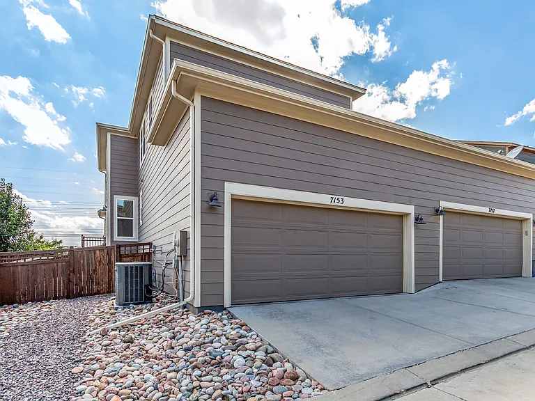 7153 Othello St — Photo 37