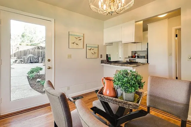 199 Belvue Dr