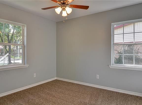 2nd image of 321 Brookwood Dr