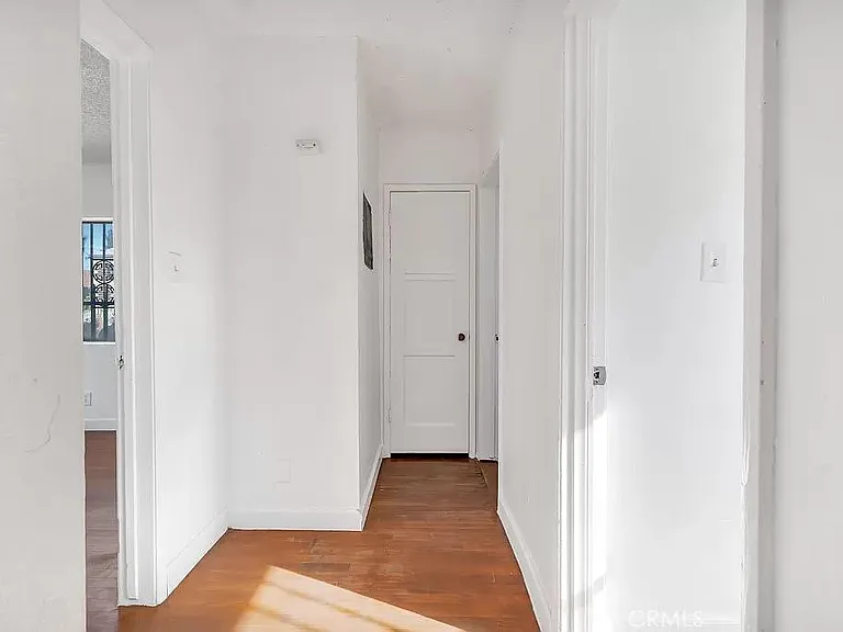 648 W 41st Dr #1/4 — Photo 11