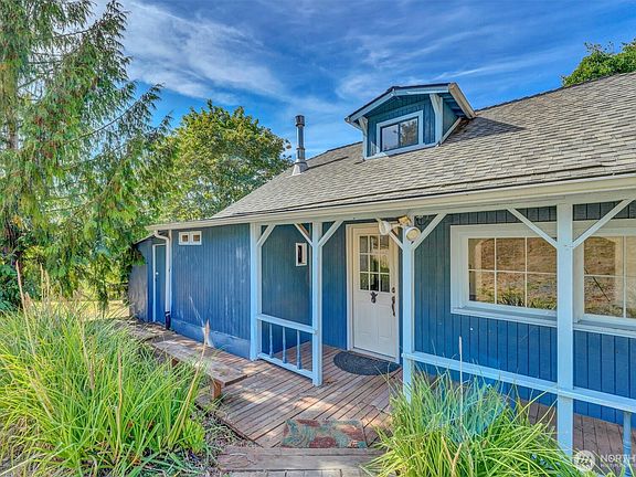 5th image of 10625 SE 304th Way