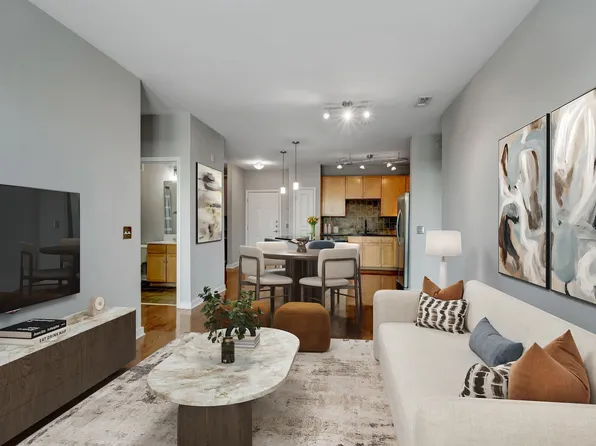 3000 Vanderbilt Pl APT 243, Nashville, TN 37212
