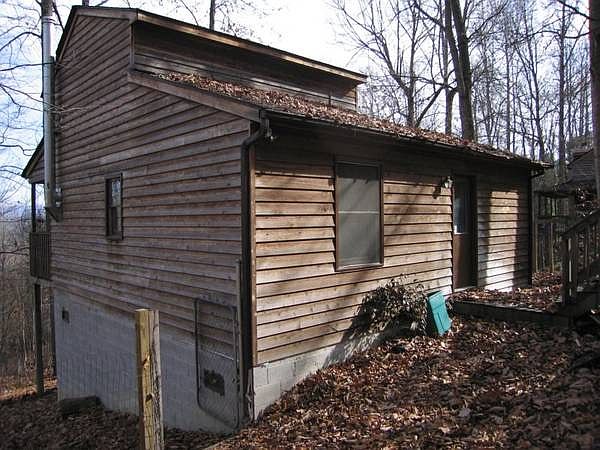 1st image of 438 Buckskin Rd