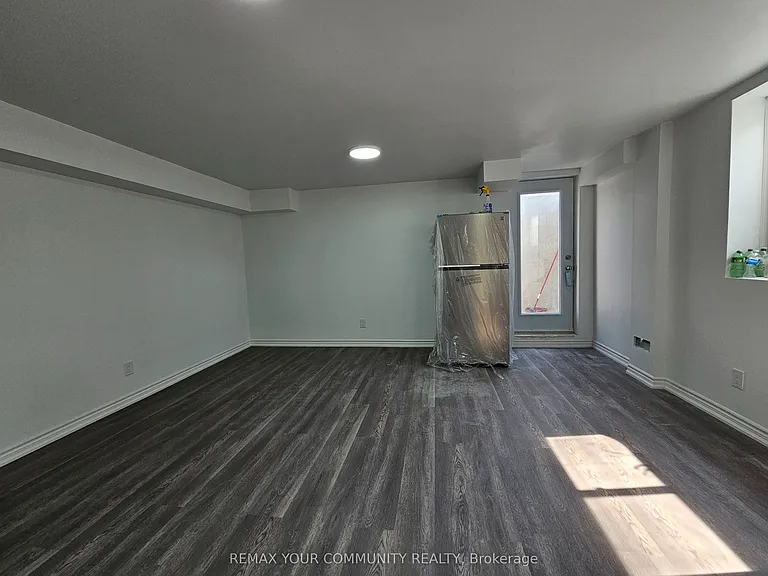 226 Miyako Ct #BASEMENT — Photo 12