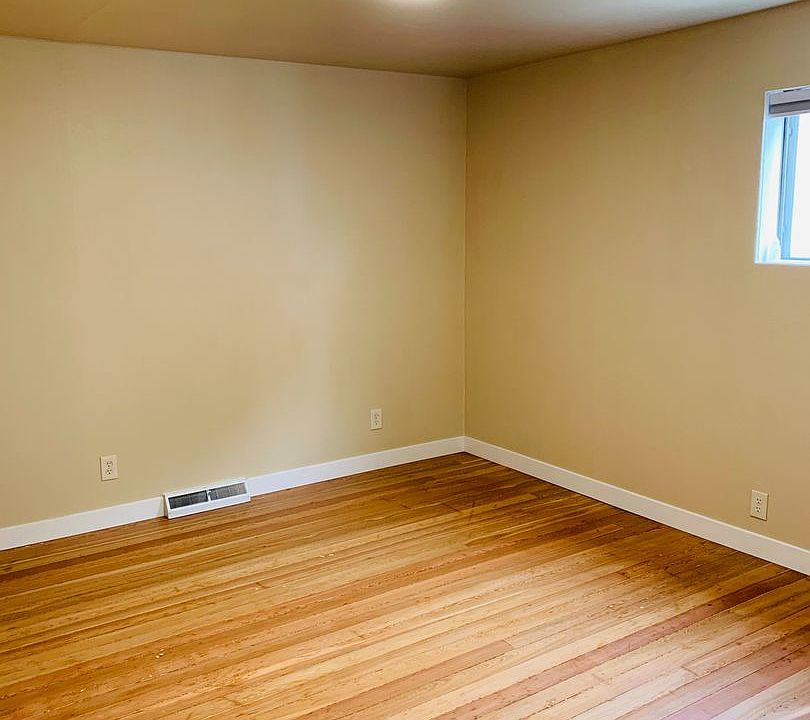 1st image of 206 Fairview Ave