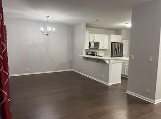 4232 Central Park Ln, Aurora, IL 60504