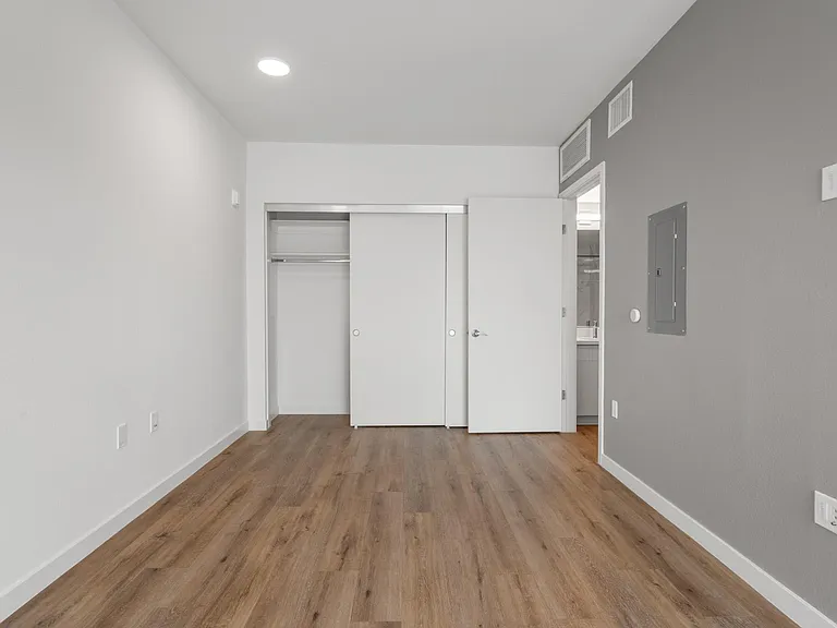 Vantage Mar Vista — Photo 34