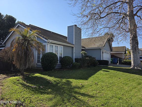 2nd image of 1112 E Rachel Dr