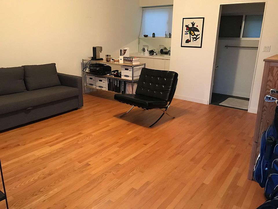 2nd image of 2523 Silver Ridge Ave
