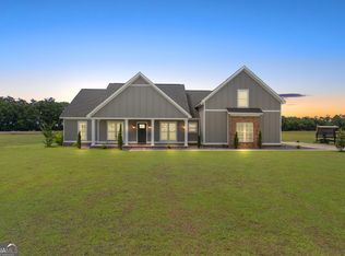 145 Peppercorn Trl, Pembroke, GA 31321