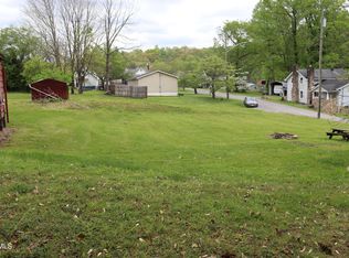 Maple Ave E, Big Stone Gap, VA 24219