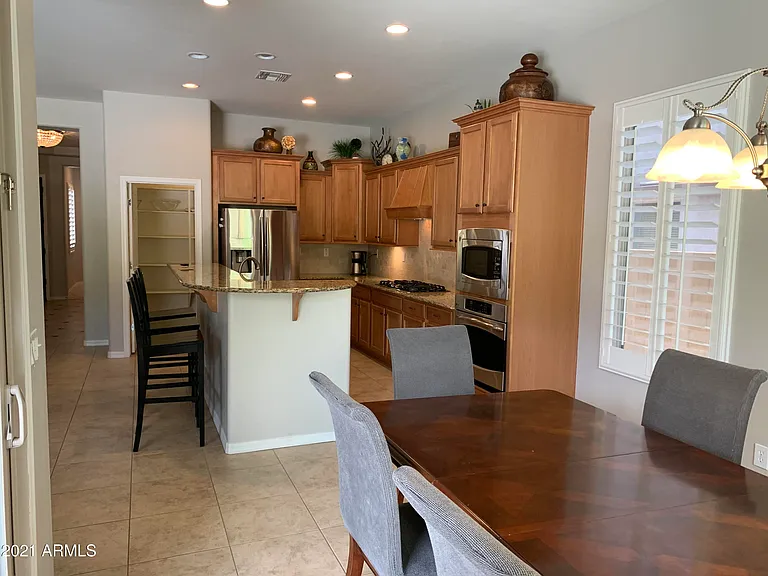 1608 W White Feather Ln — Photo 12