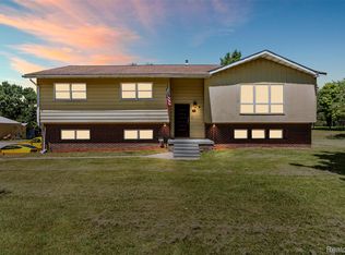 12075 Doane Rd, South Lyon, MI 48178