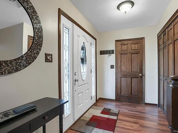 4th image of 12 Duncan Ave