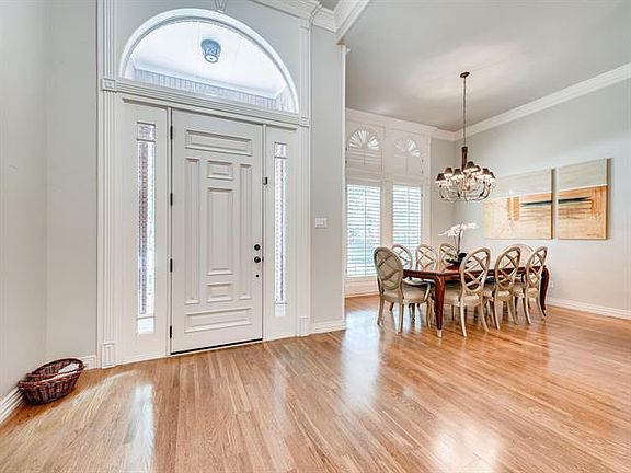 4th image of 308 Gregg Ct