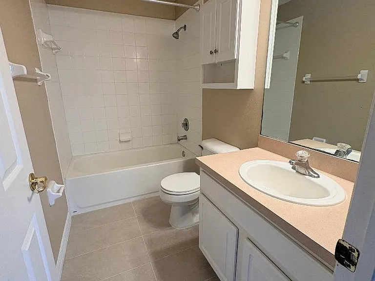 11676 Declaration Dr — Photo 10