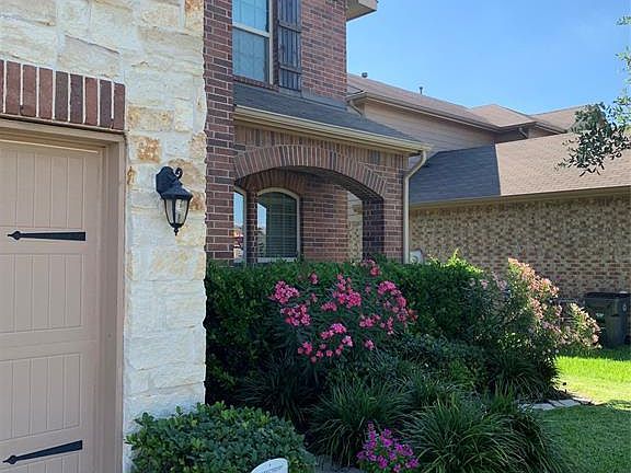 3rd image of 2806 Seabold Dr