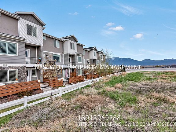 3rd image of 3679 W Big Meadow Dr