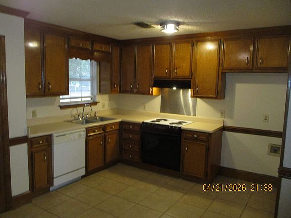 4th image of 103B Acacia Ct