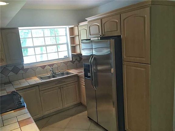 5th image of 12870 NE Miami Ct