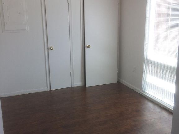 4th image of 10218 Bushman Dr