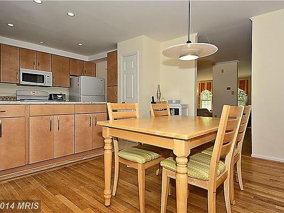 3rd image of 6006 Loganwood Dr