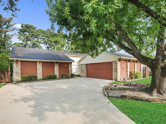 2nd image of 21503 Bridgepoint Ln