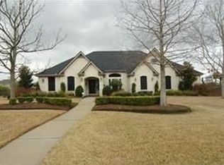 1611 Shore Line Dr, Seabrook, TX 77586