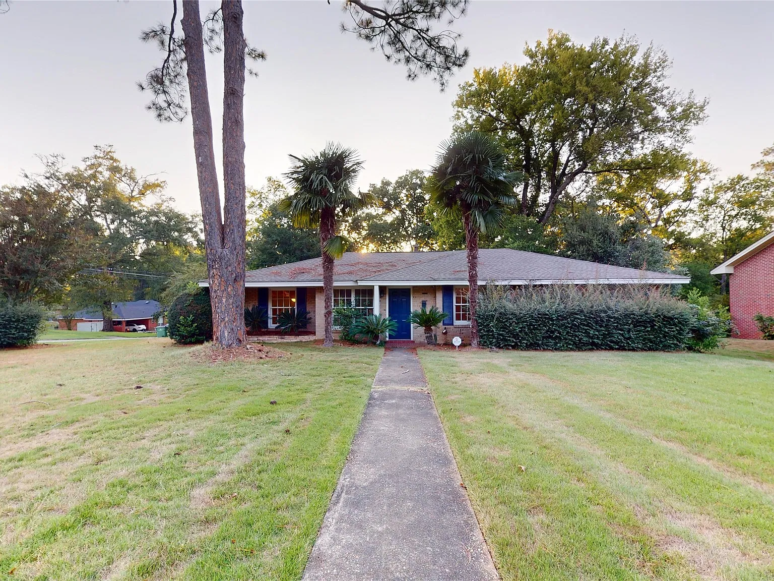 3 bed, 2.0 bath, 1648 sqft, $1,545 — Photo 2
