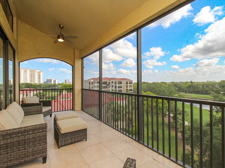 7024 Pelican Bay Blvd #F-504 — Photo 47