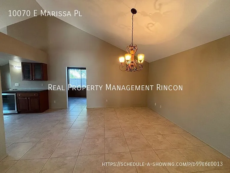 10070 E Marissa Pl — Photo 2