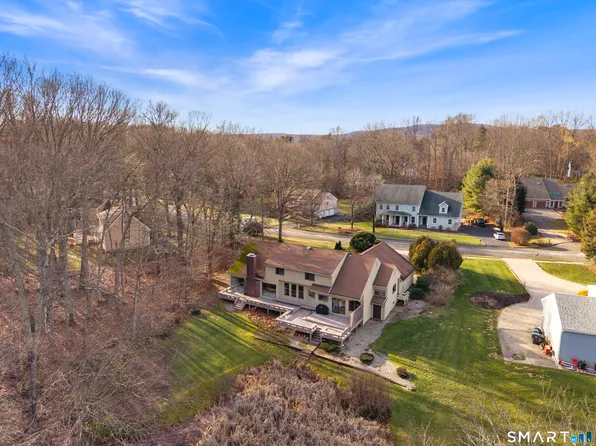 35 Stonehenge Place, Cheshire, CT 06410