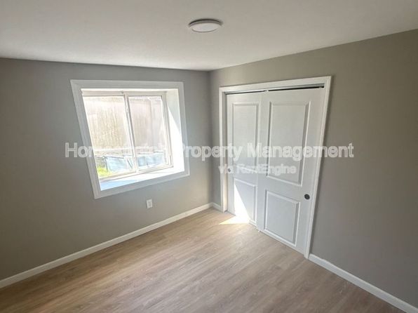 221 N Virginia Ave, Eureka, MO 63025