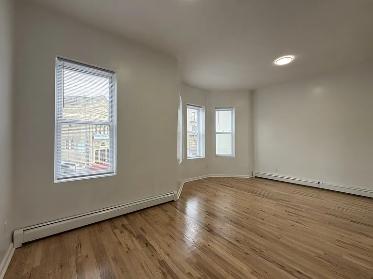 262 Rochester Ave #2 — Photo 10