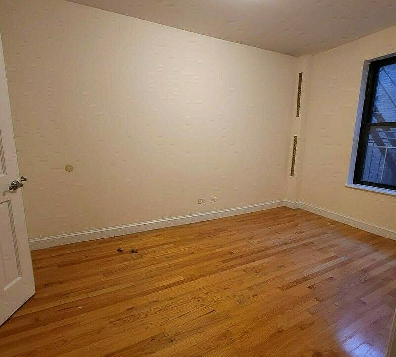 2nd image of 202 Riverside Dr #2J