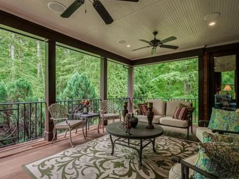6031 Greystone Dr — Photo 2
