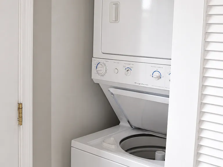 Laundry in unit