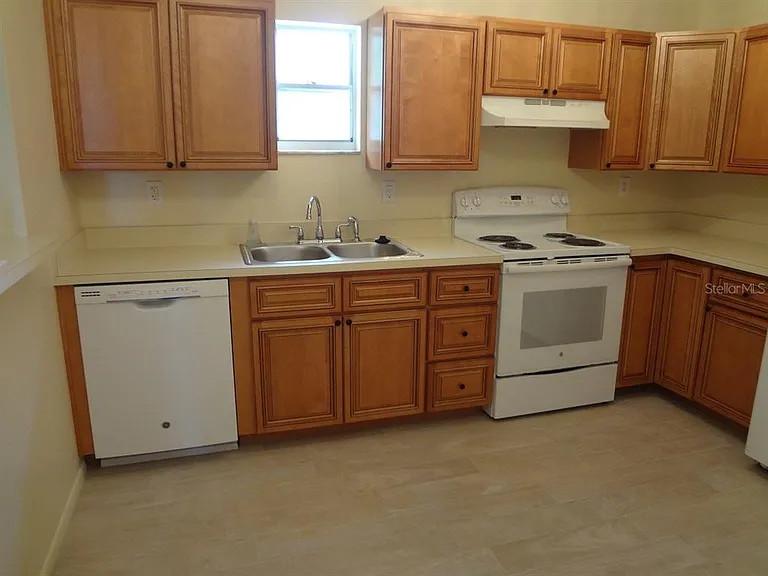 15000 Westminister Ave #A — Photo 3