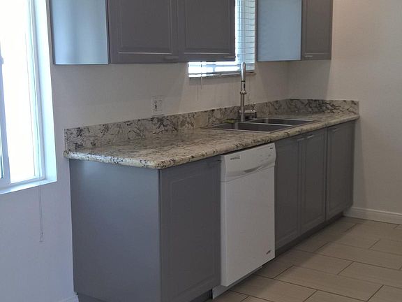 4th image of 2923 A St