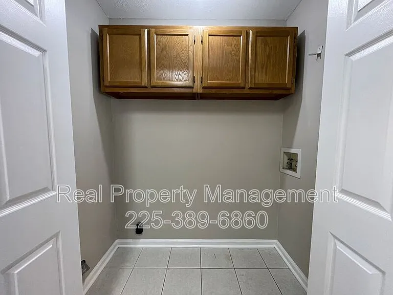 910 W Macci St #18D — Photo 7
