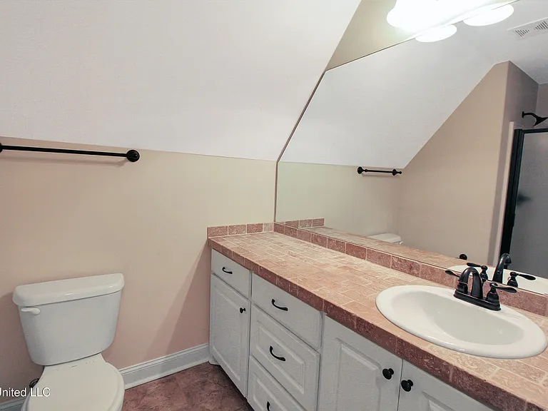 114 Huber St — Photo 21