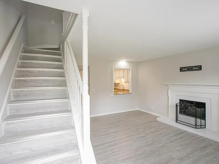 601 Boyd Mill Ave #P8 — Photo 3